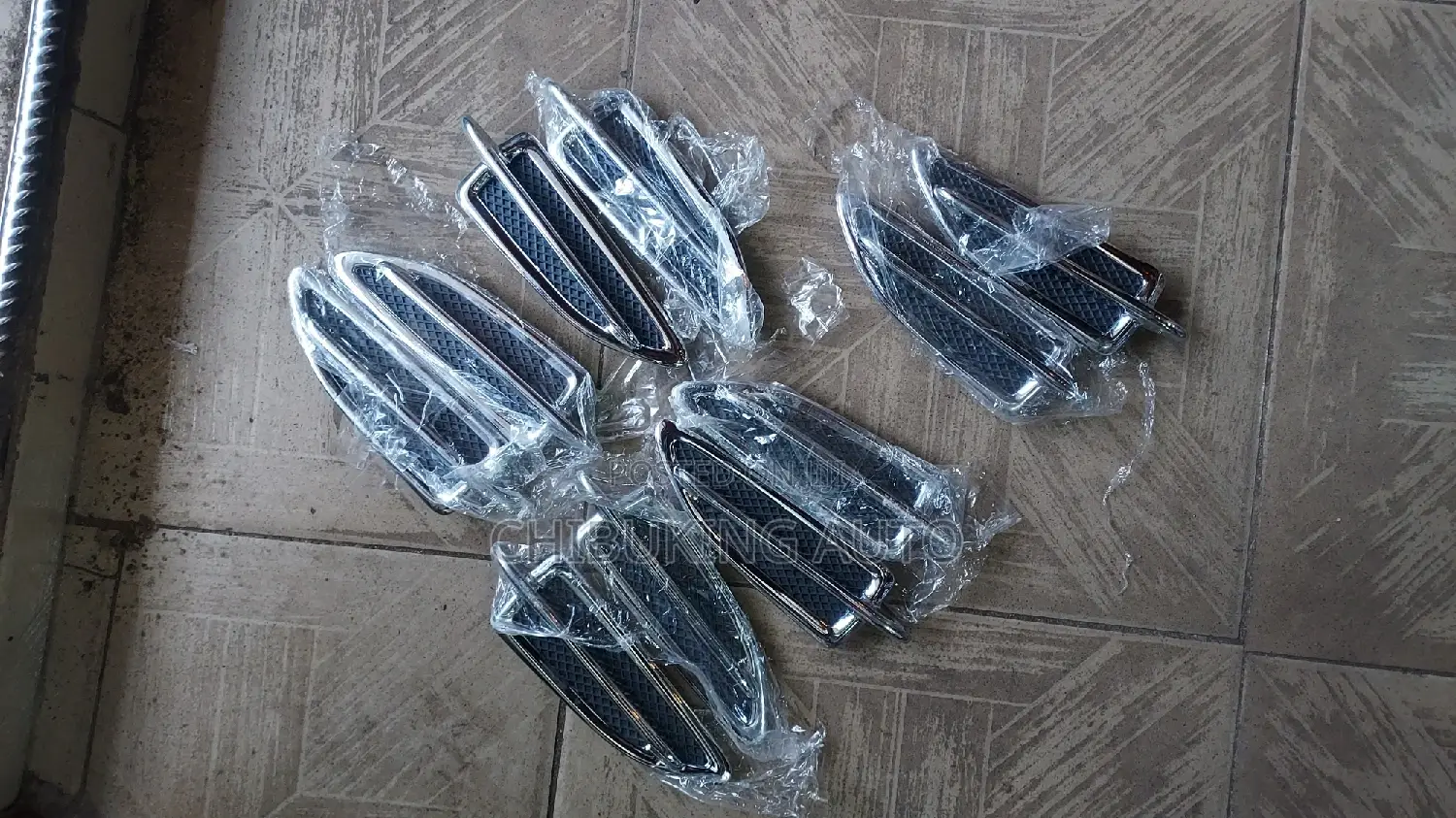 Fenders Croms Ford Escape 2013