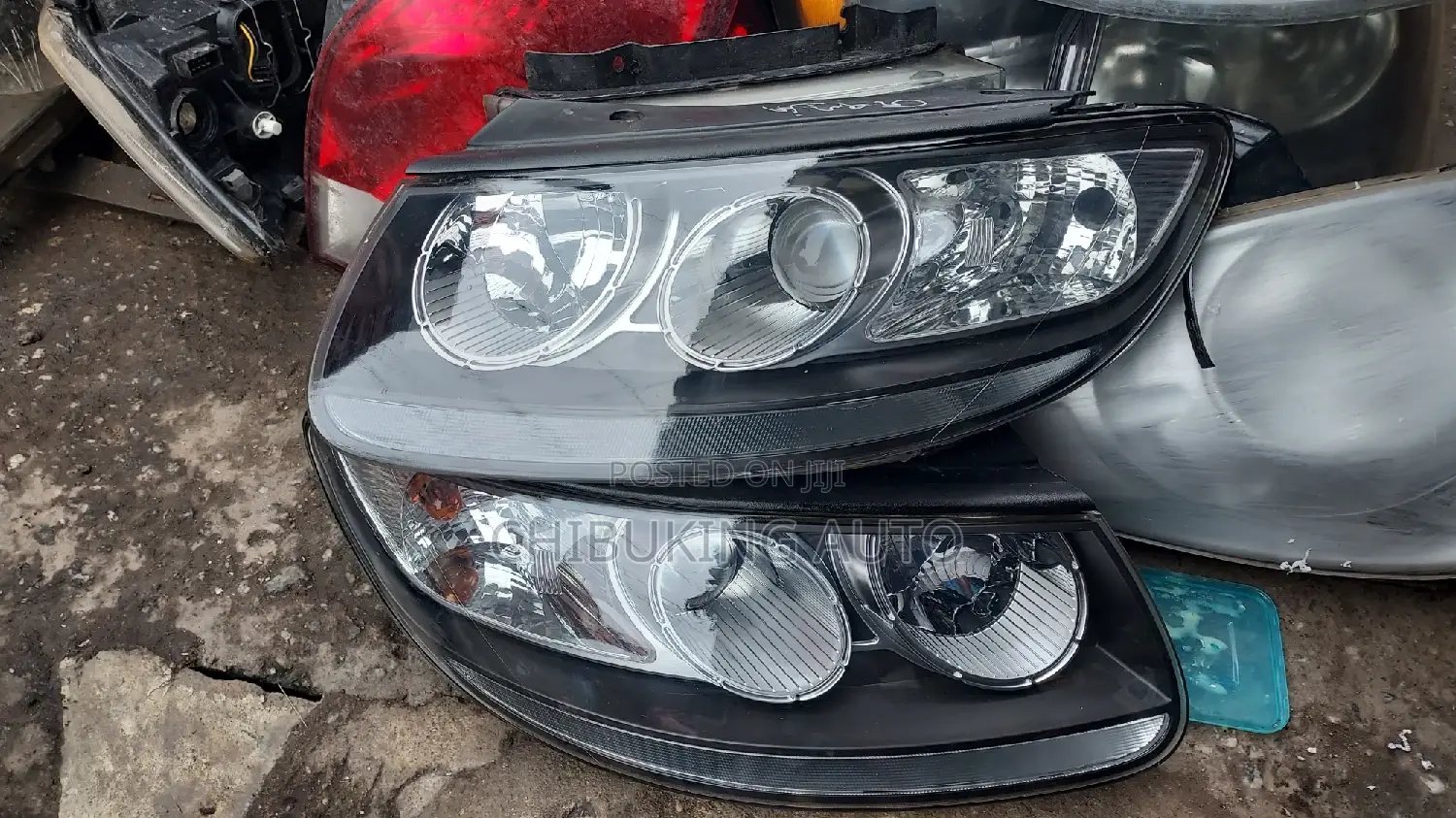 Headalamp Hyundai Santa Fe 2010