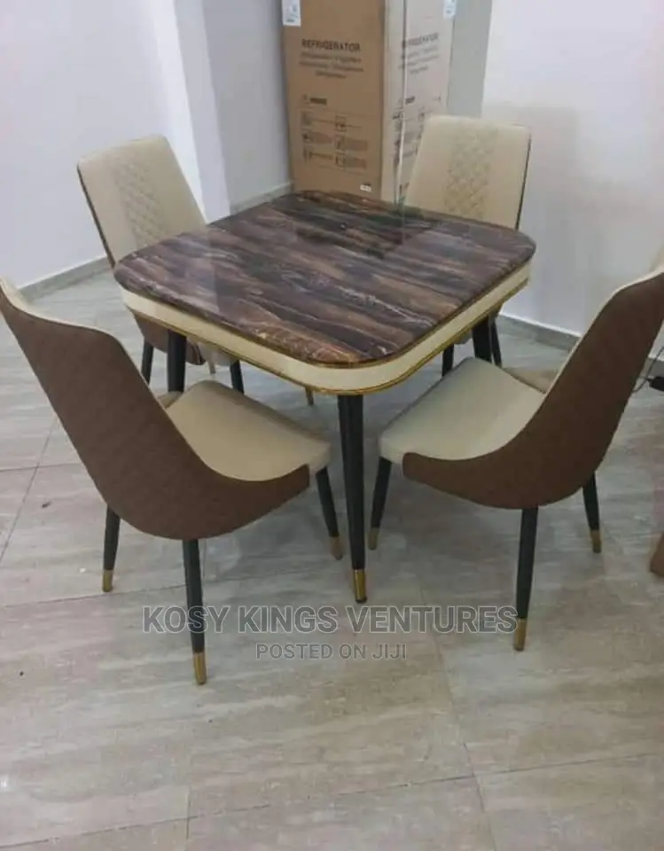 Royal New Dinning Set With 4 Quality Leather Seats