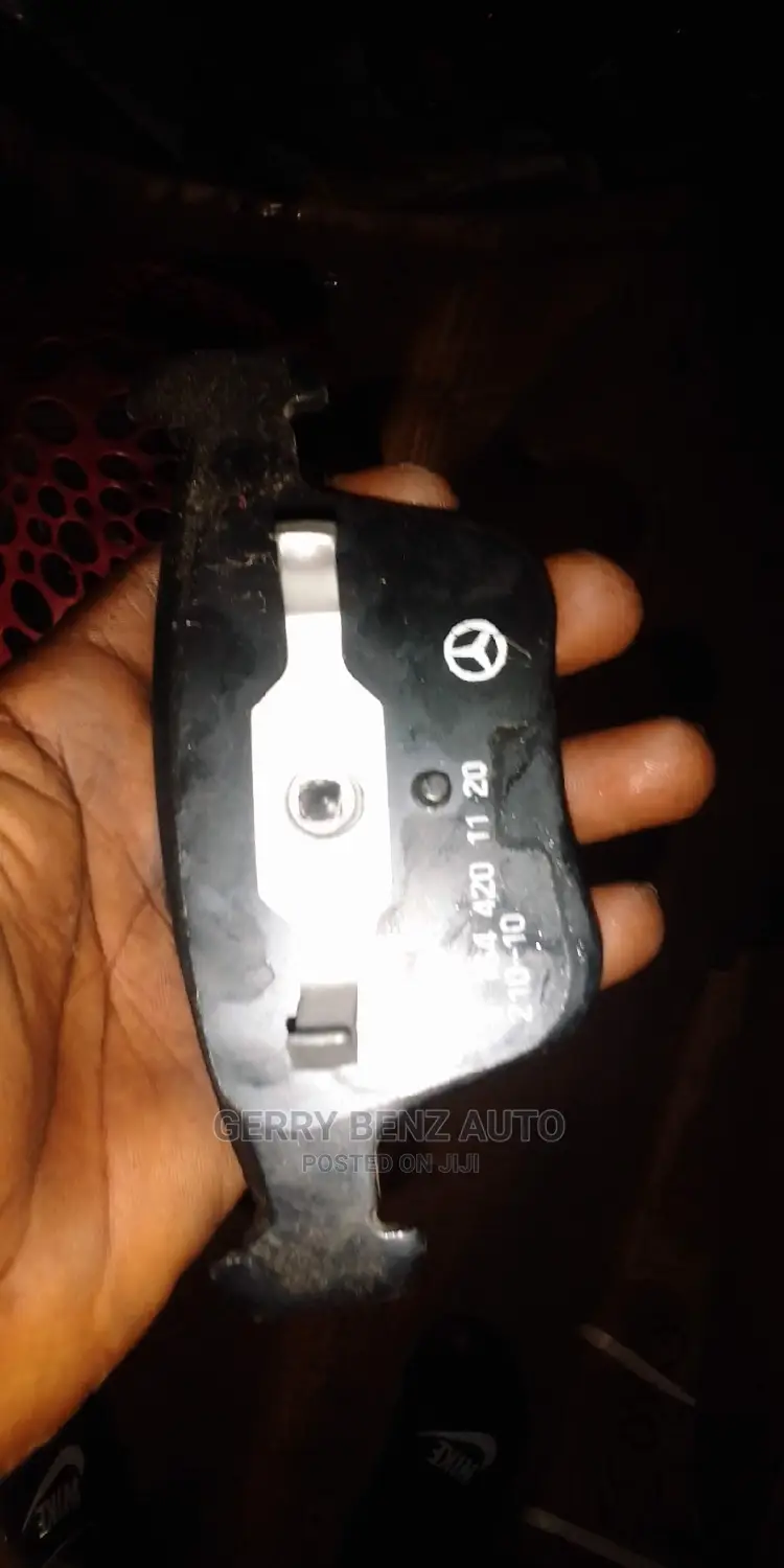 Brake Pads for C300,E350,ML350,GLK350,GLE350
