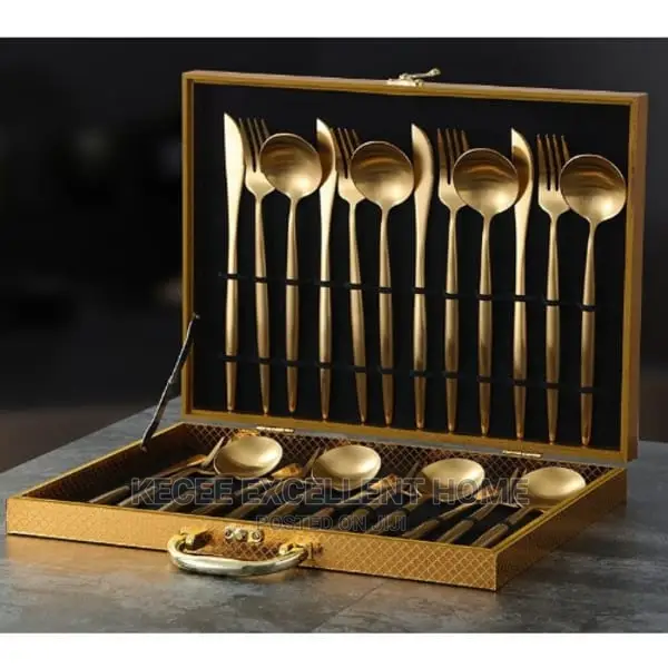 Set of Cutlery - Gold - 24pcs