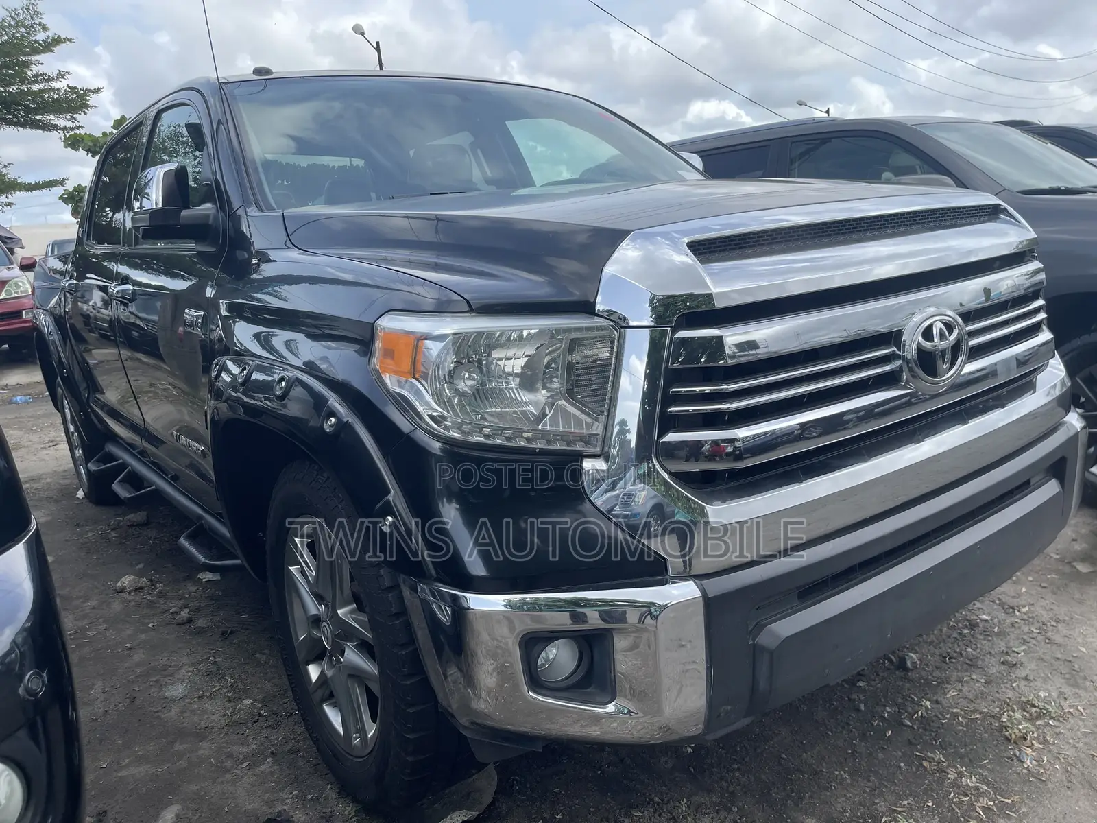 Toyota Tundra 2017 Black