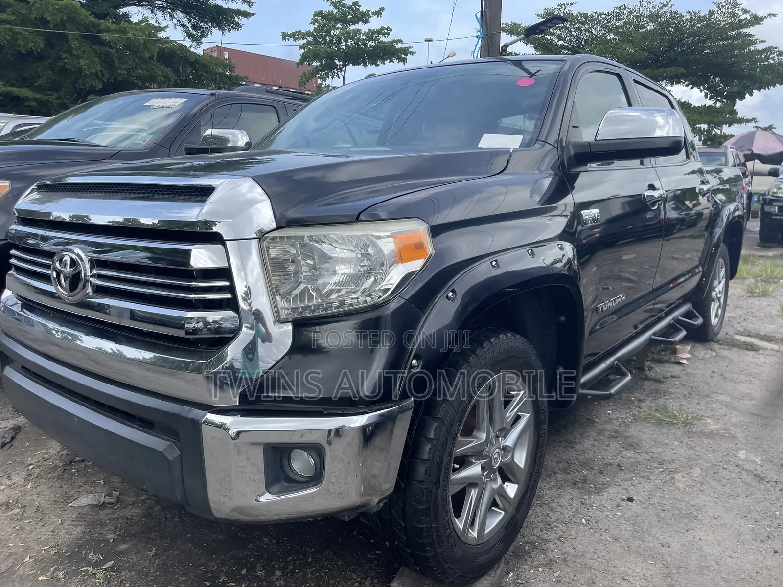 Toyota Tundra 2017 Black