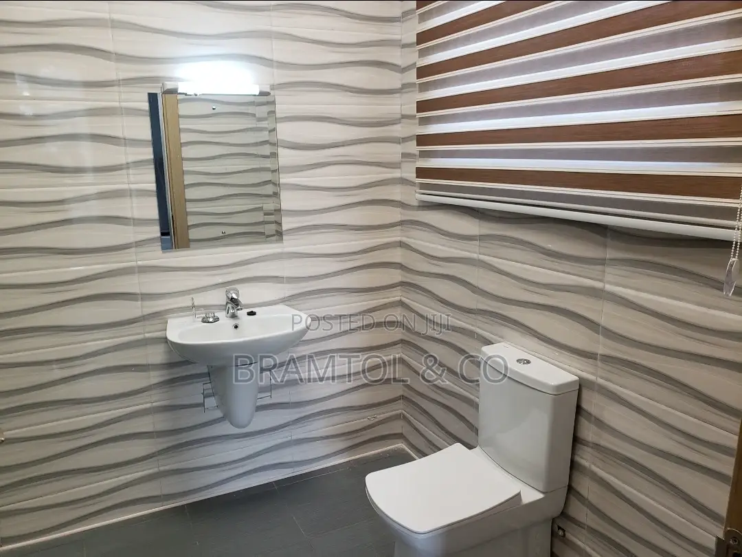 2bdrm Block of Flats in Katampe for rent