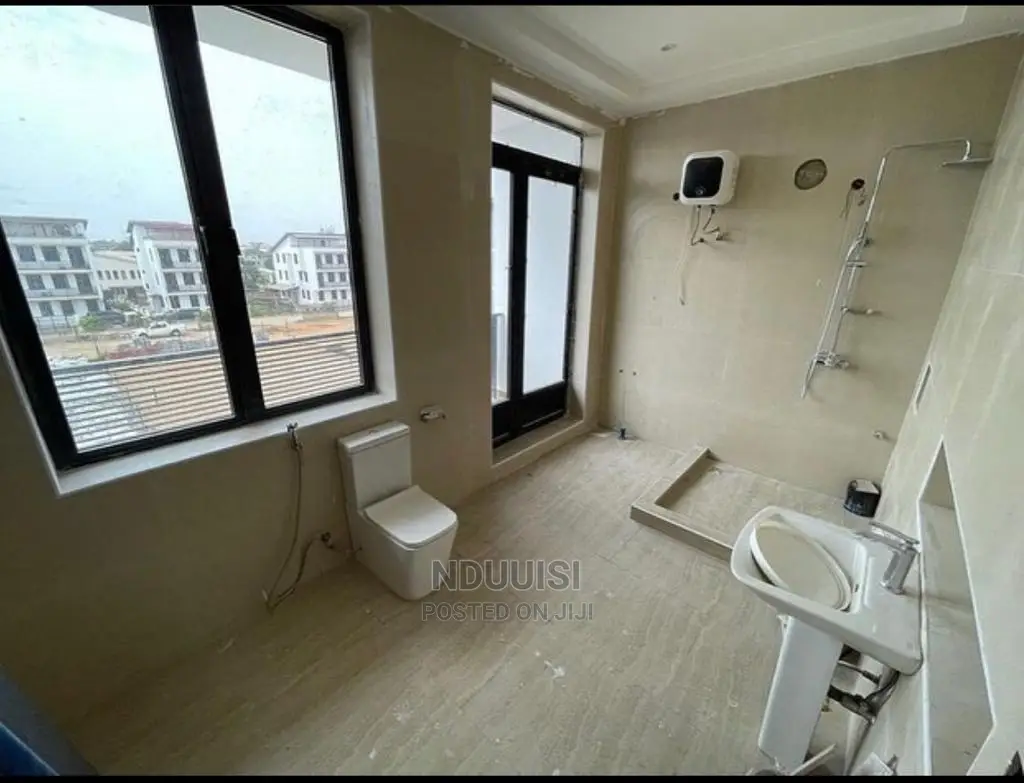 5bdrm Duplex in Katampe (Main) for sale