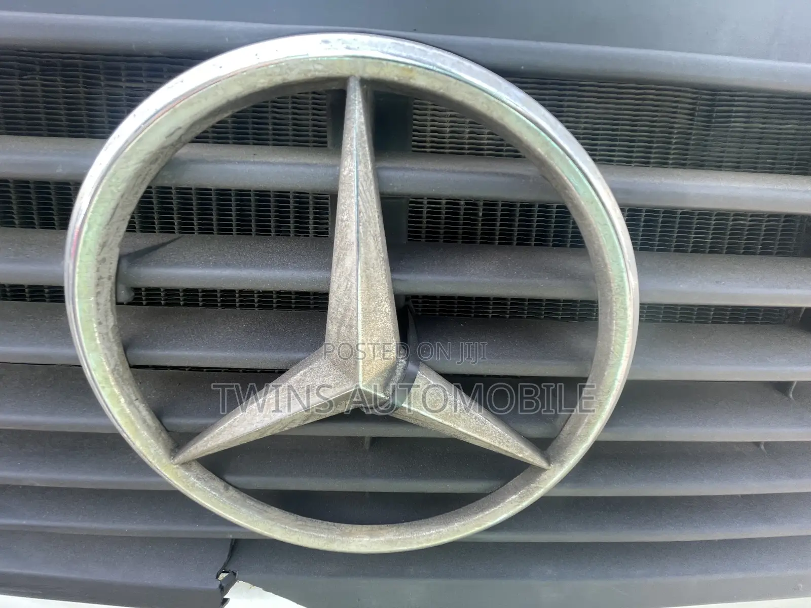 Mercedes-Benz 608 White Pickup