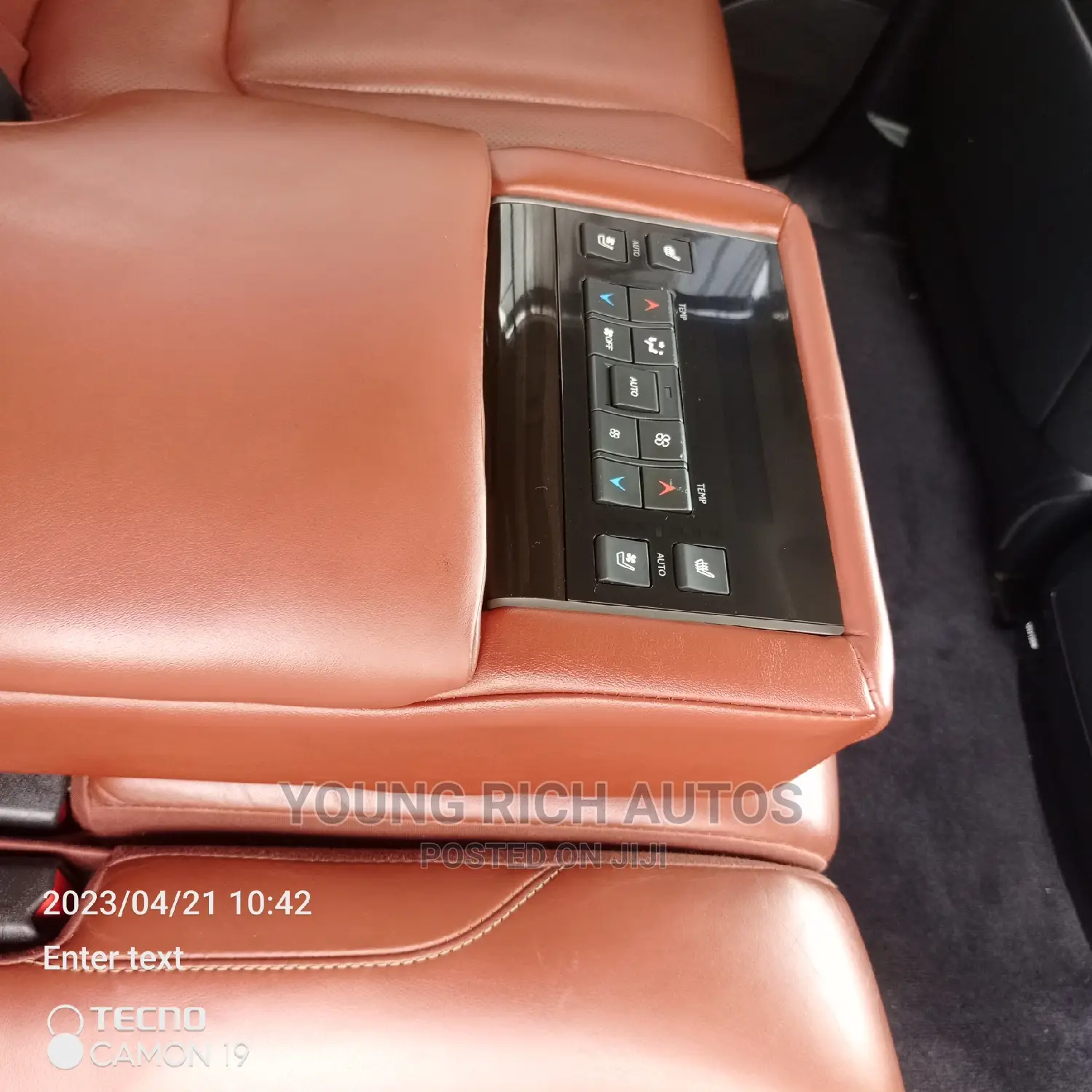 Lexus LX 570 (5 seats) AWD 2018 White