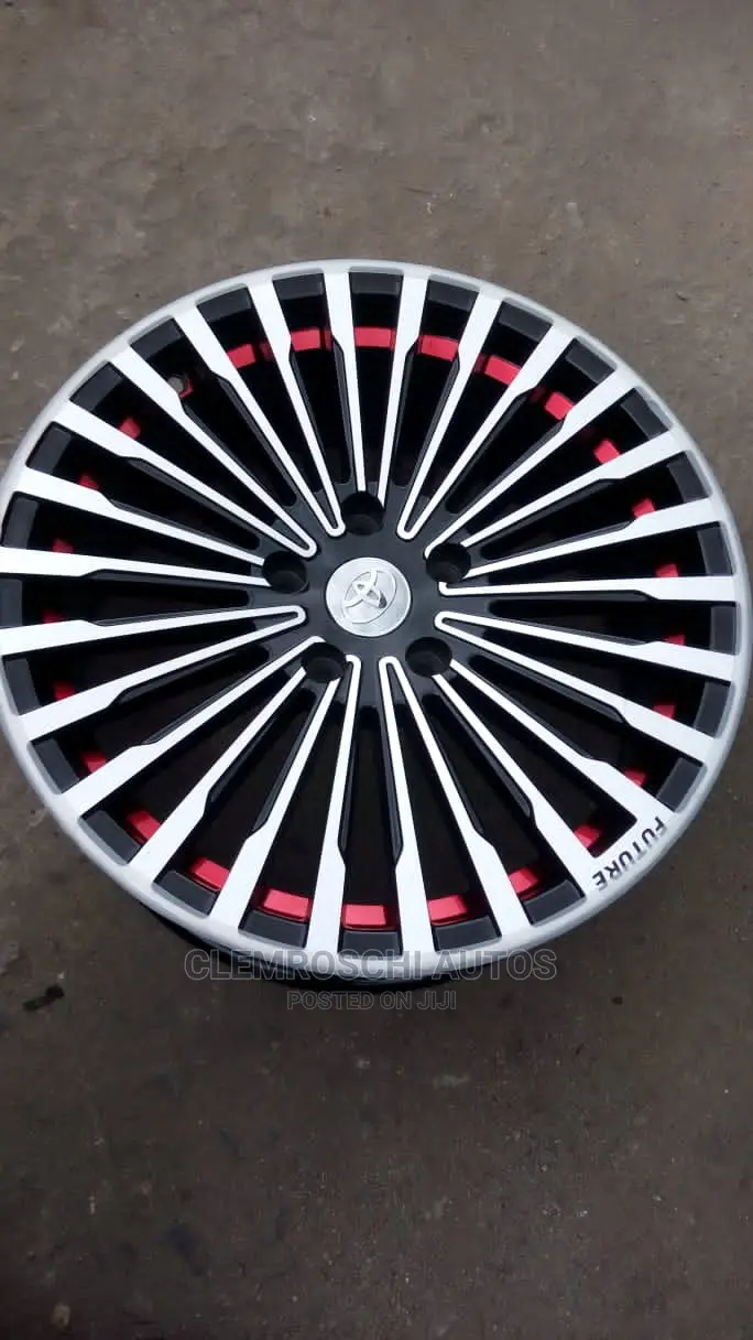 High Quality Certified Certified Alloyed Rims Lots of Sizes