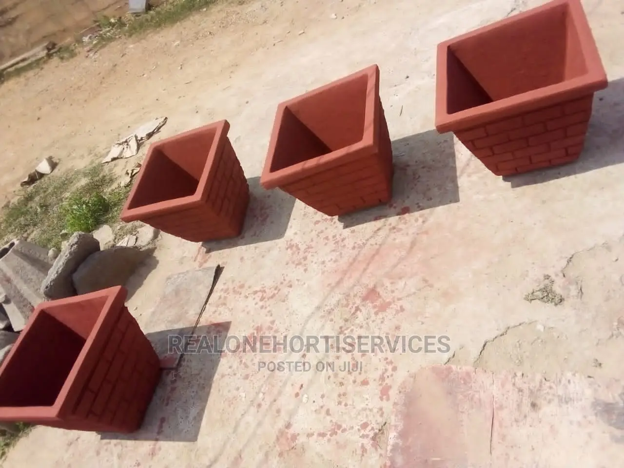 Concrete Planters for Herbs and Ornamental {Flower}
