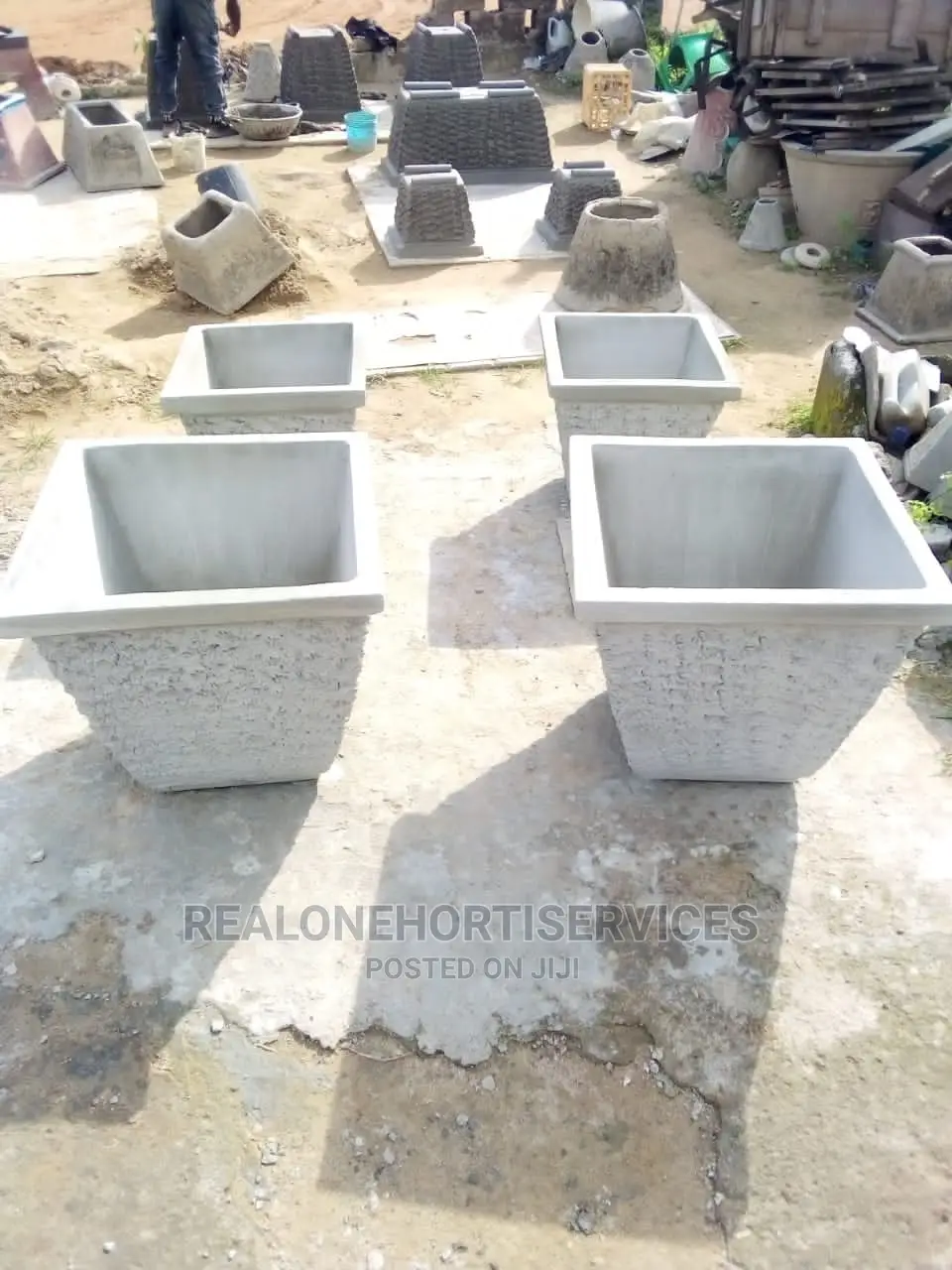 Concrete Planters for Herbs and Ornamental {Flower}