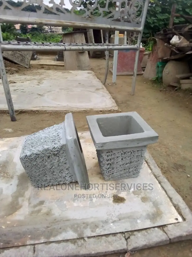 Concrete Planters for Herbs and Ornamental {Flower}