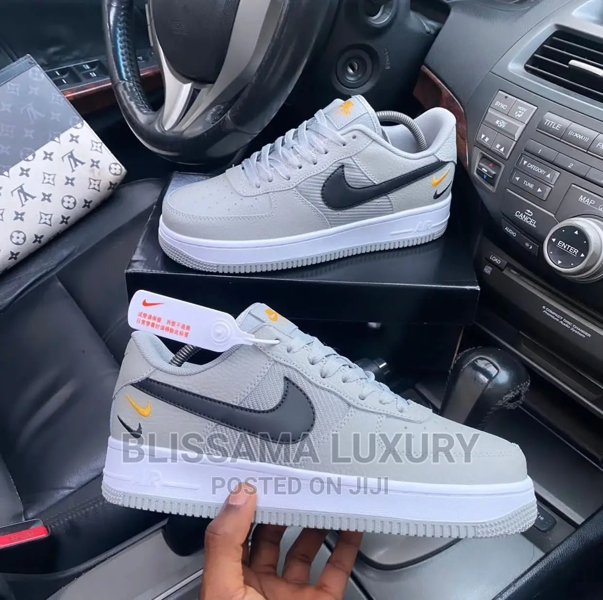 Nike Airforce 1 Low Double Swoosh Sneakers