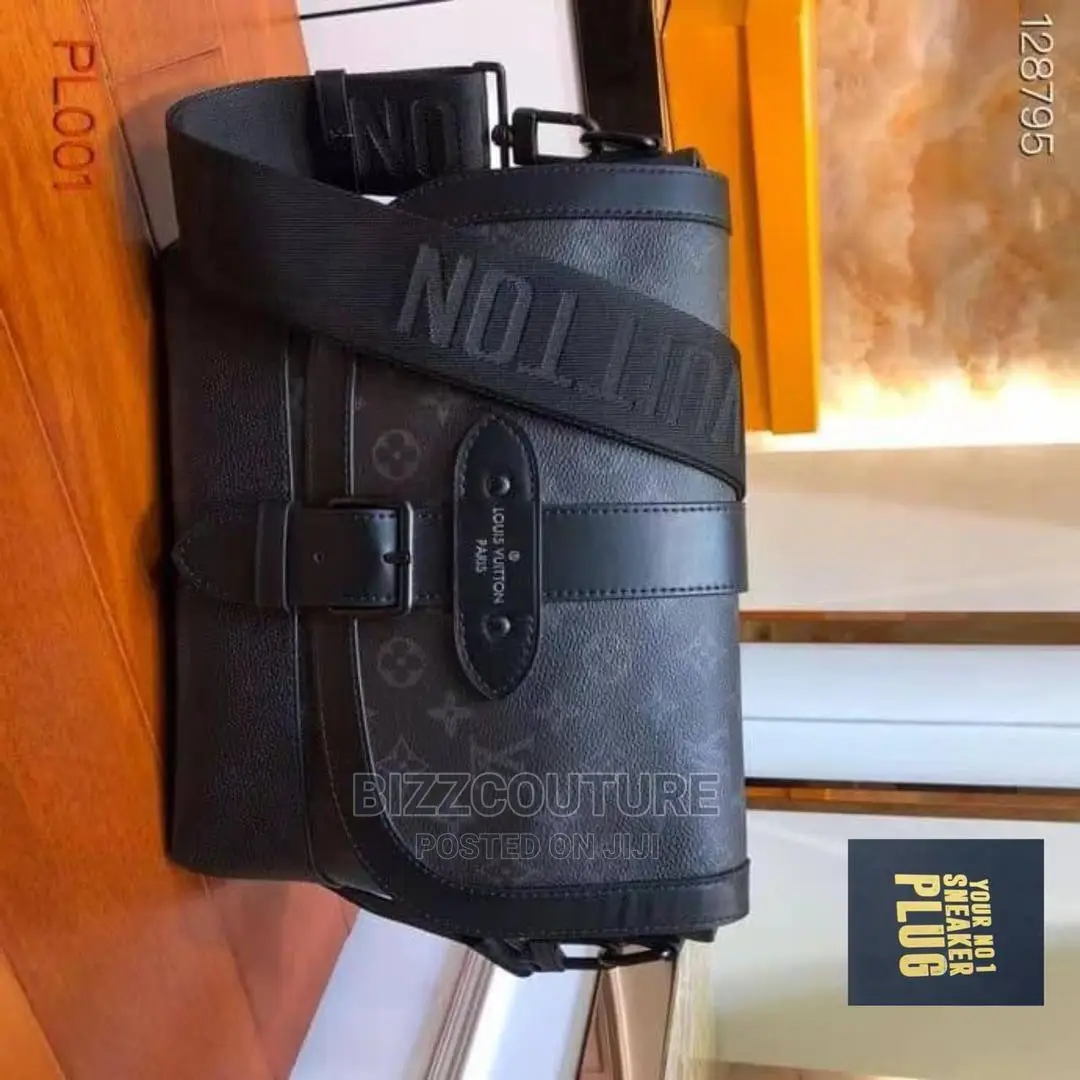 Original LOUIS VUITTON Crossbody Bags Available in Store