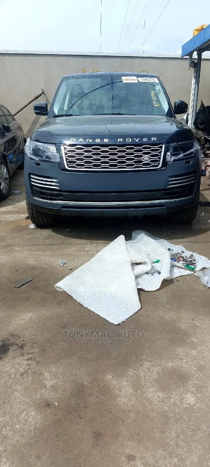 Upgrading Range Rover Vogue 2014 To 2020