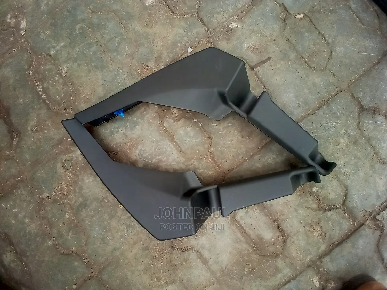 Range Rover Evoque Bumper Finisher 2018