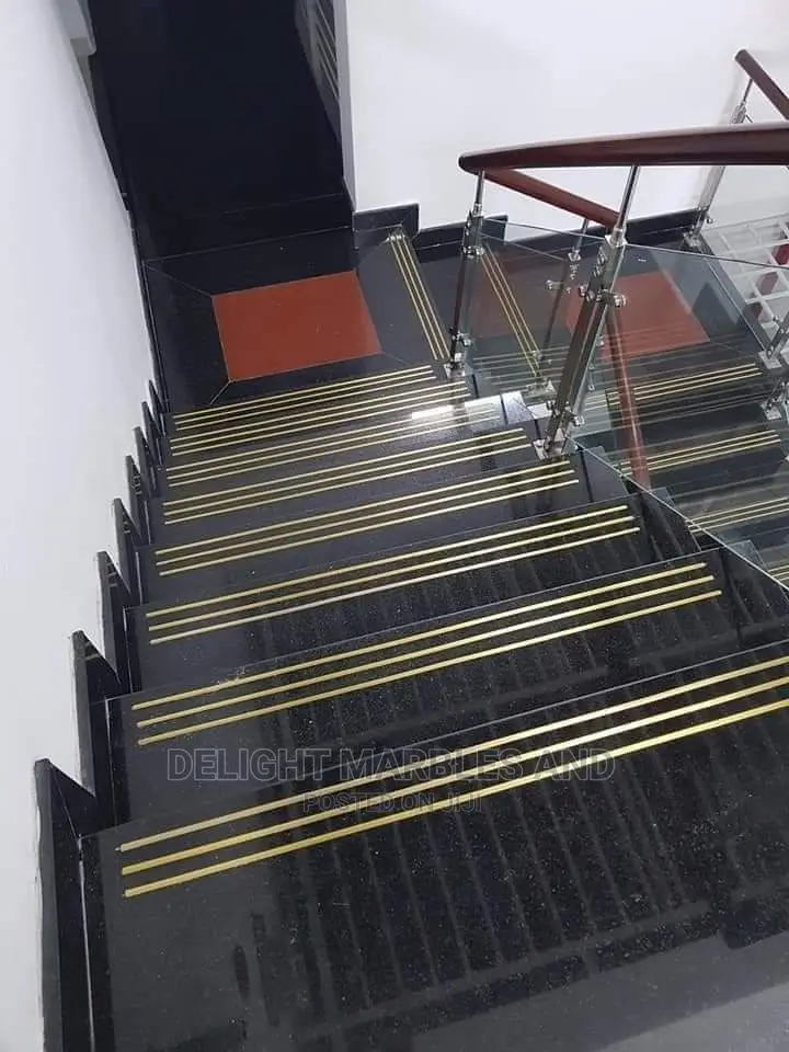Imported Granites Slabs for Staircase