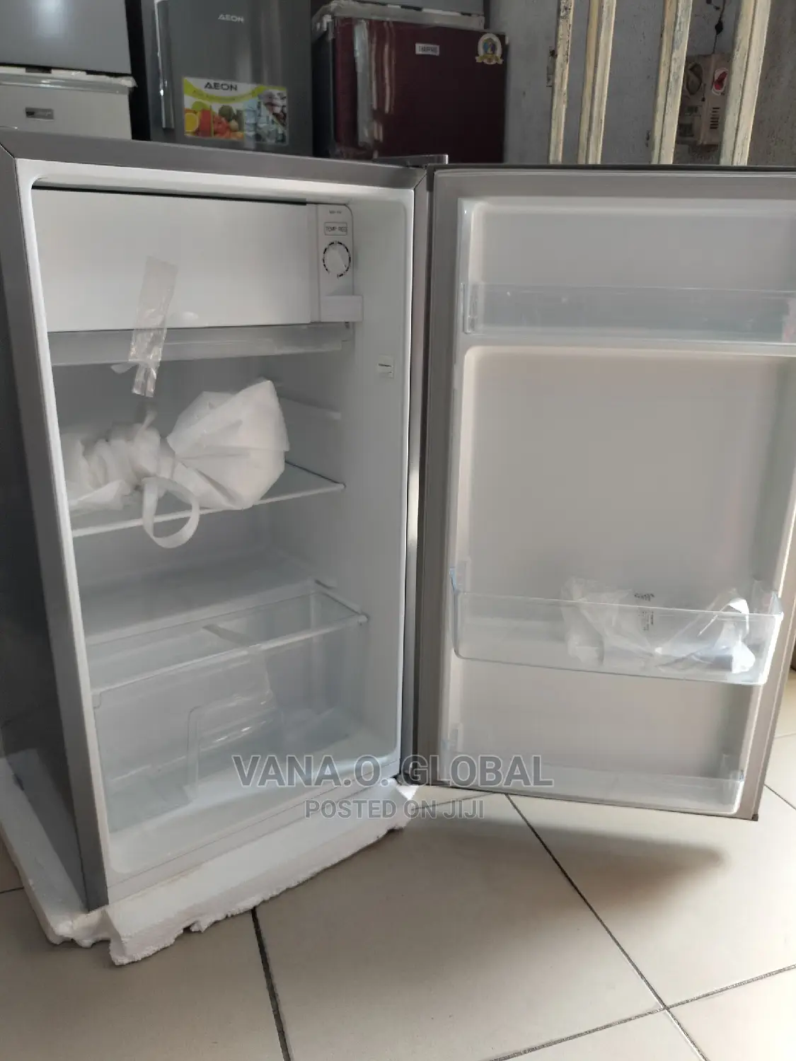 Hisense Fridge 1month Used With Catton