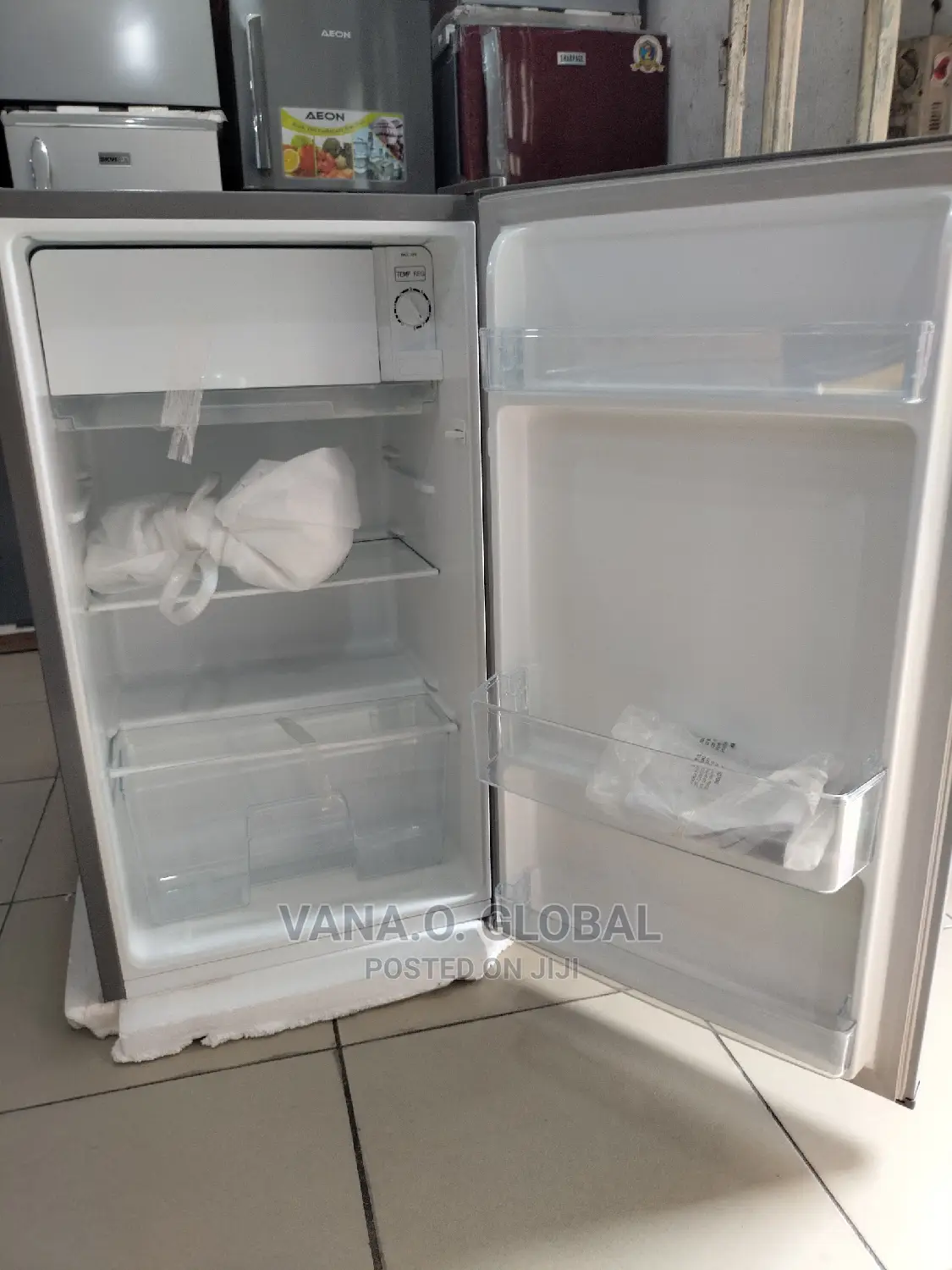 Hisense Fridge 1month Used With Catton