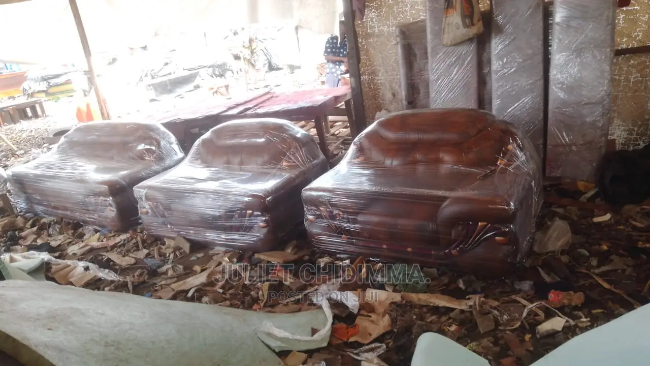 High Quality 7 Seater Living Room Royal Sofa Chair.