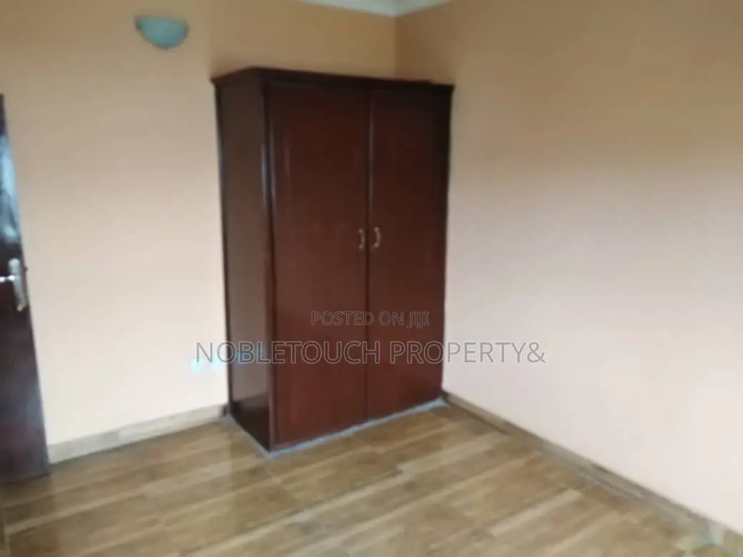 3bdrm Block of Flats in Thomas Estate Ajah for Sale