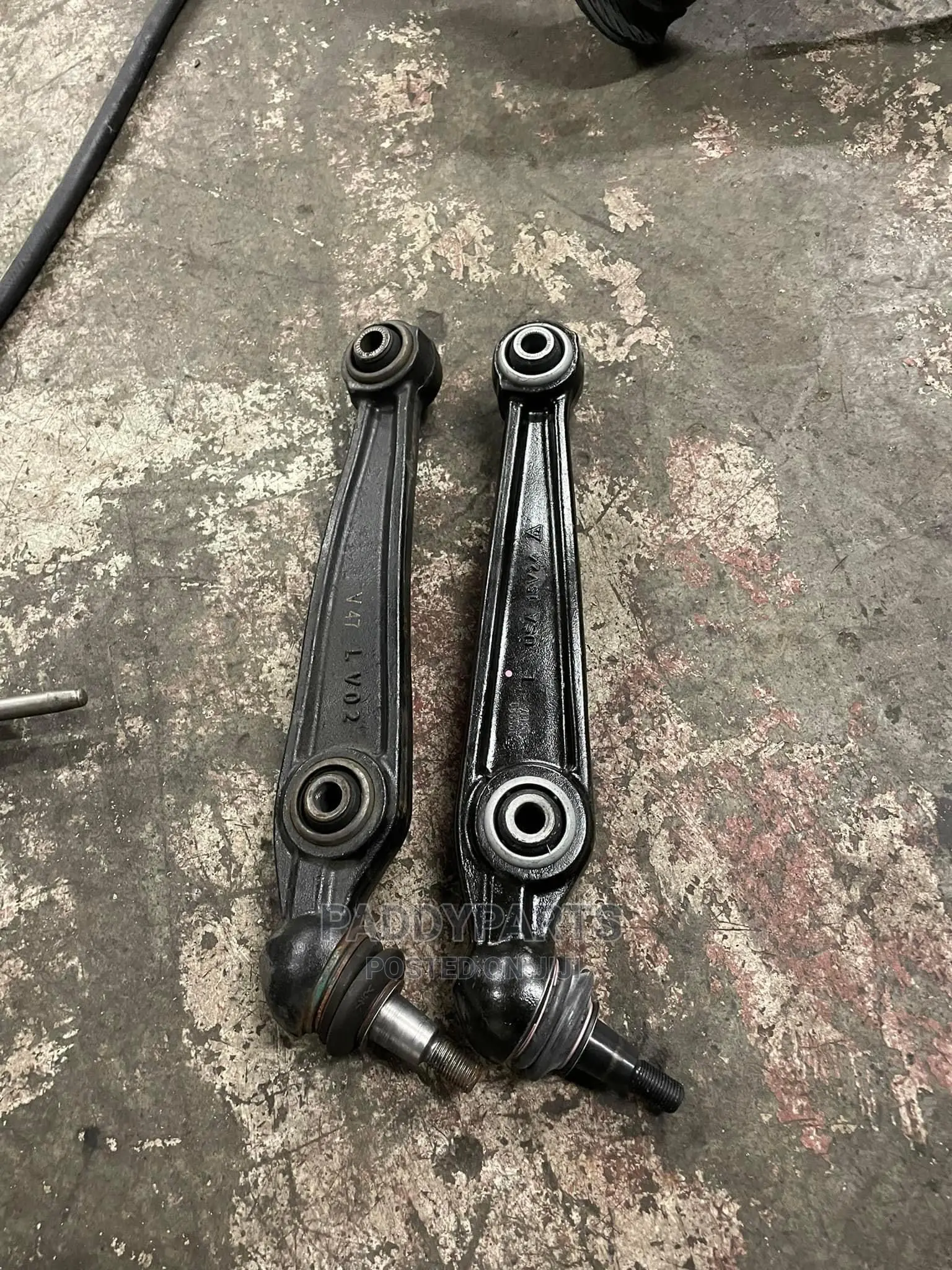 BMW X6 Lower/ Upper Control Arm