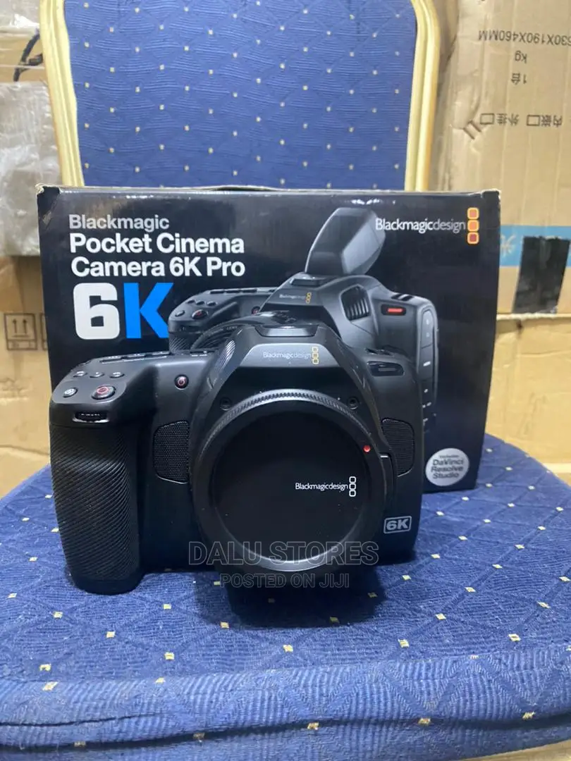 Blackmagic Design Pocket Cinema Camera Pro (Canon Ef)