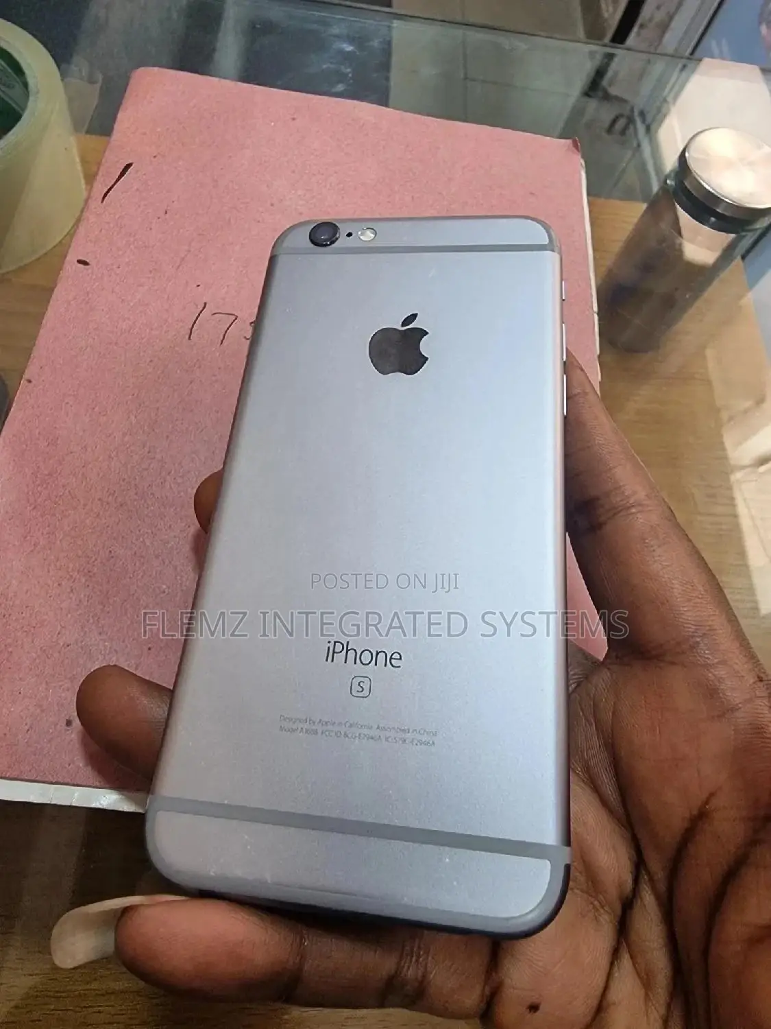 Apple iPhone 6s 32 GB Gray