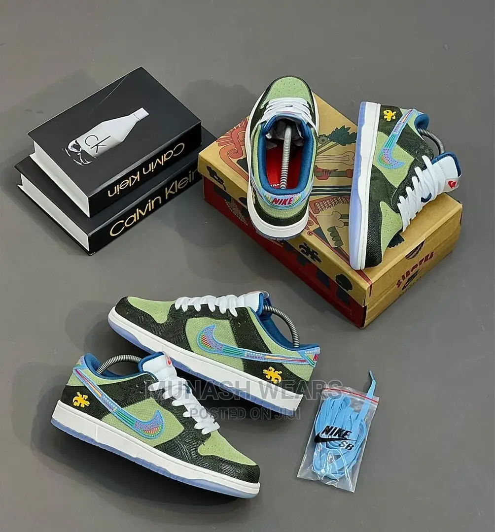 Nike Sb Dunk Low Sneakers