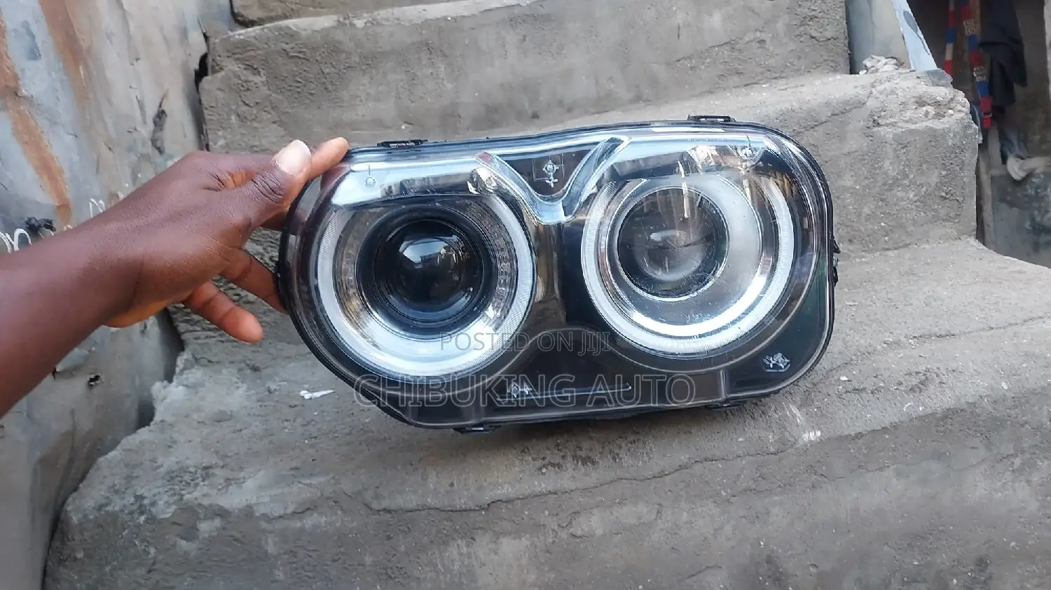 Headlamp Dodge Challenger 2018