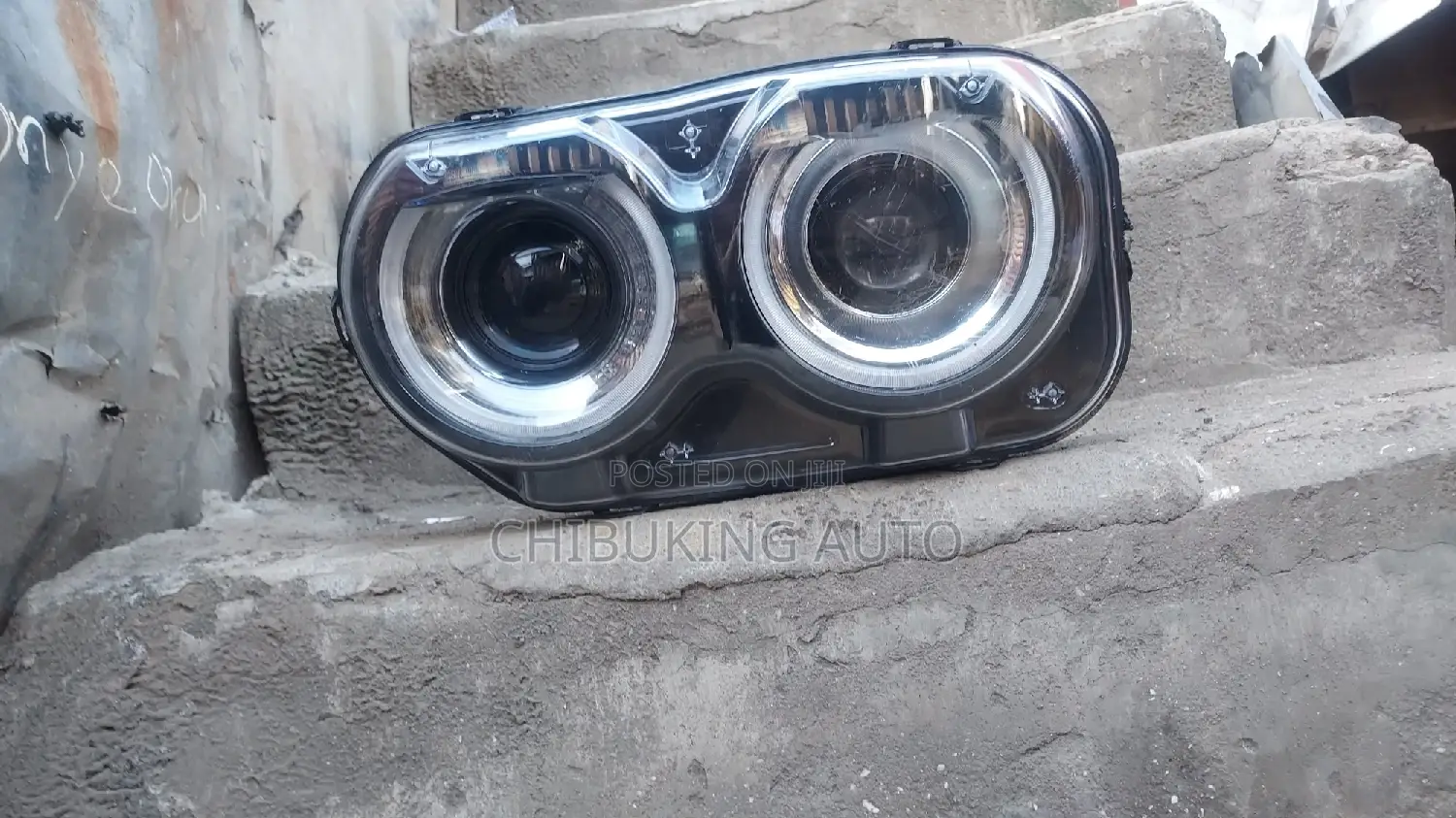 Headlamp Dodge Challenger 2018