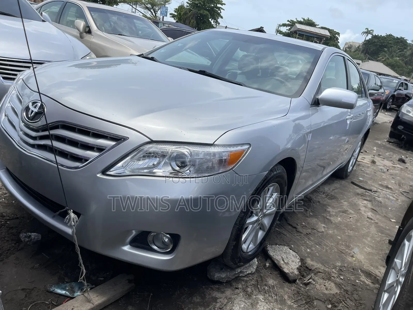 Toyota Camry 2010 Silver