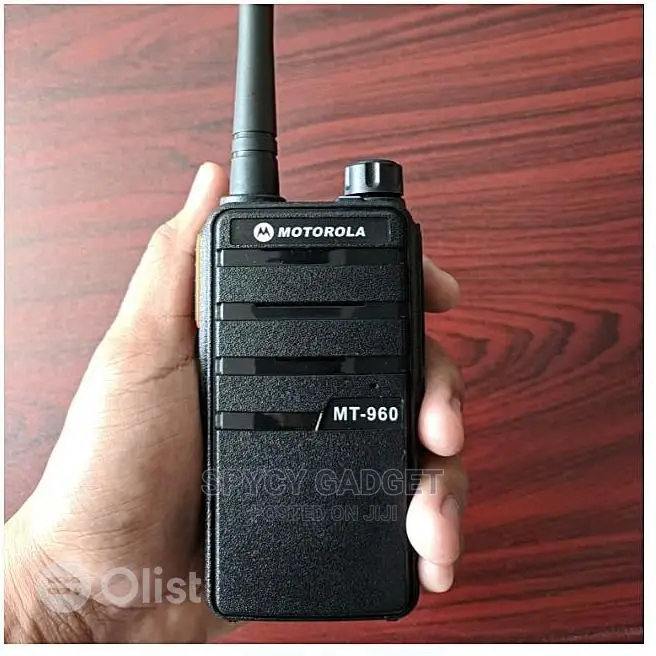 Mt-960 Motorola Walkie Talkie Radio Uhf