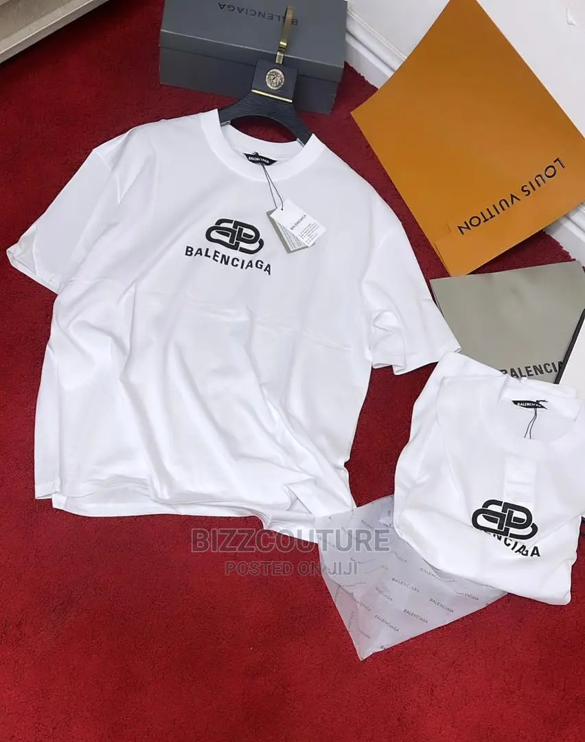 Original BALENCIAGA T-Shirts Available in Store