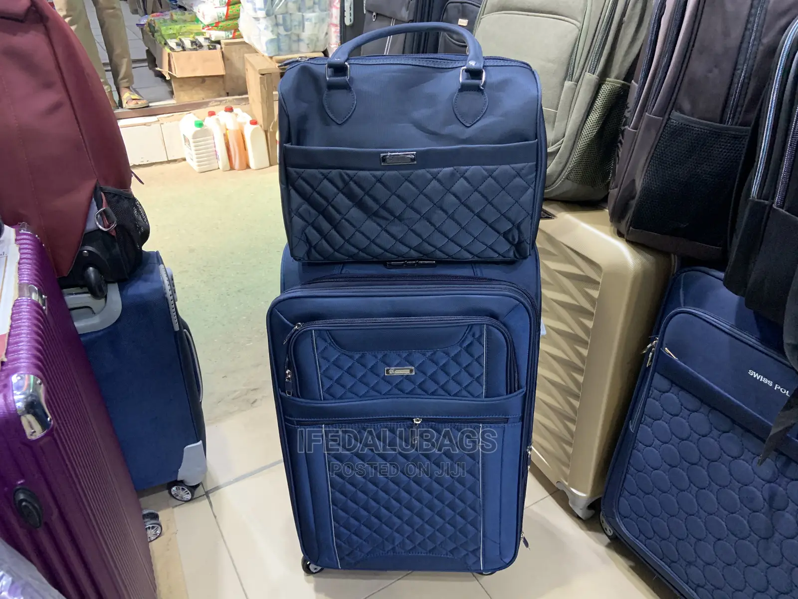 Medium Size Star Express Traveling Luggage With Kit