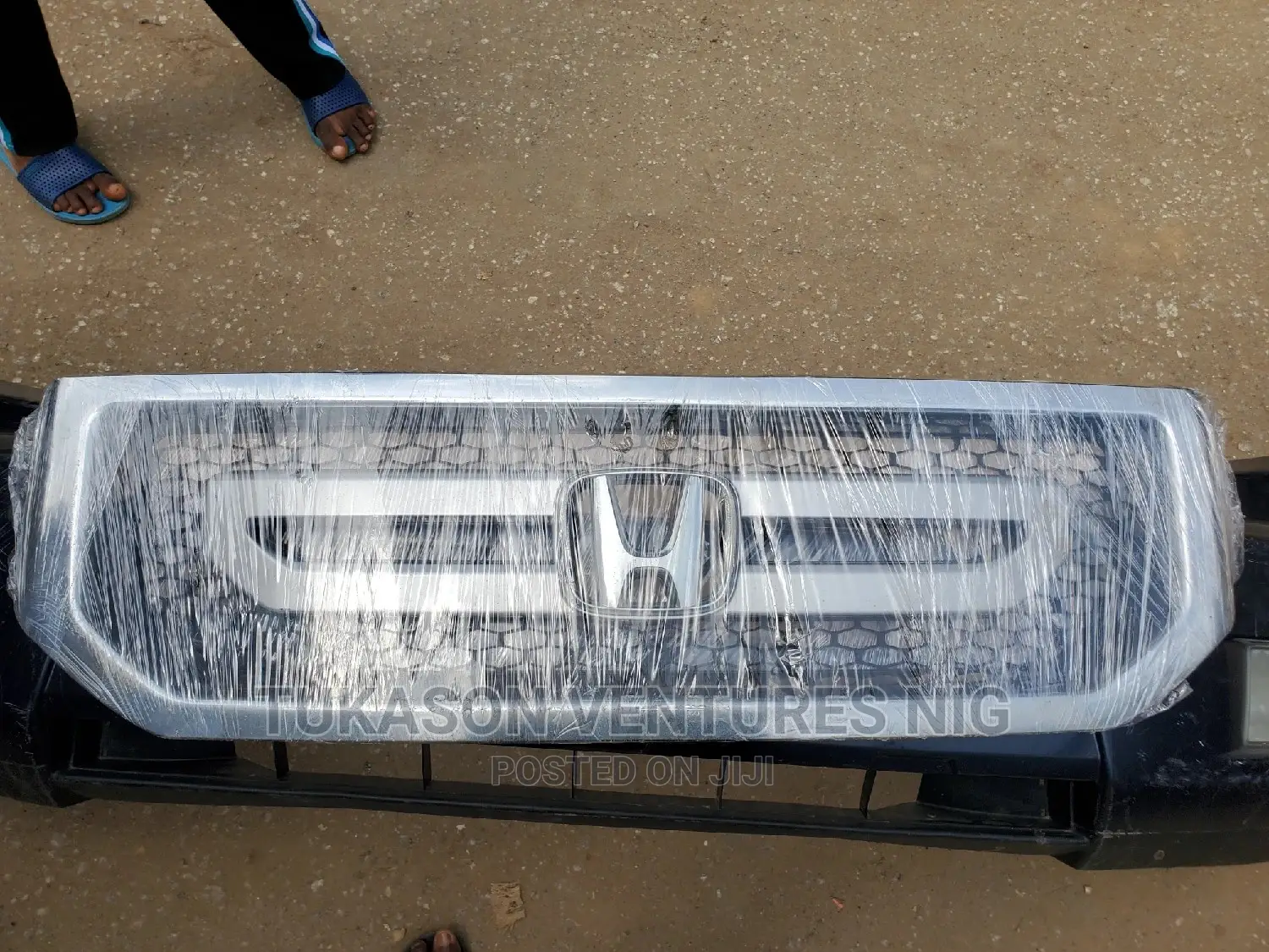 Front Grille Honda Ridgeline 2010/2011 Model