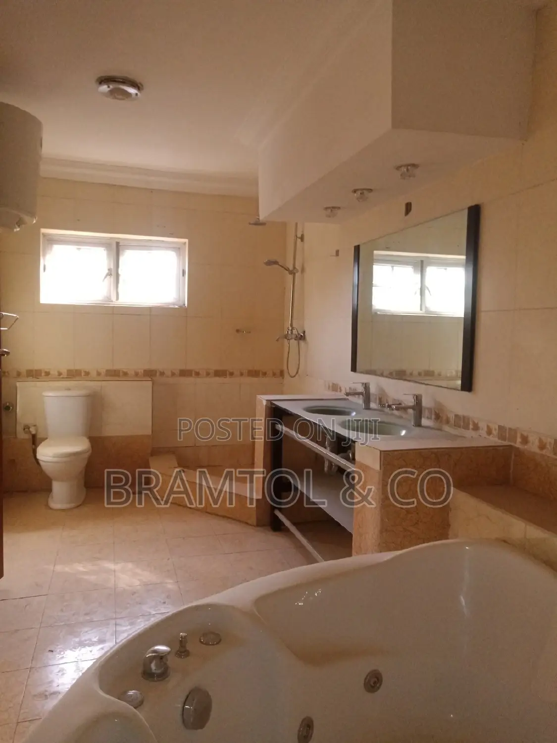 4bdrm Block of Flats in Maitama for rent