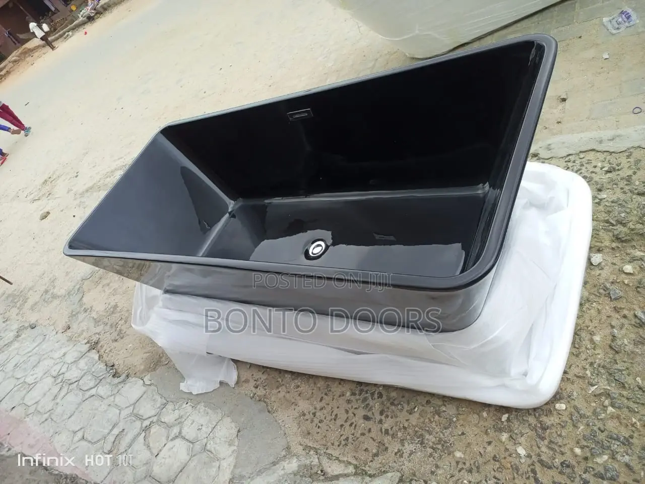 Luxury Black Square English Bathtub