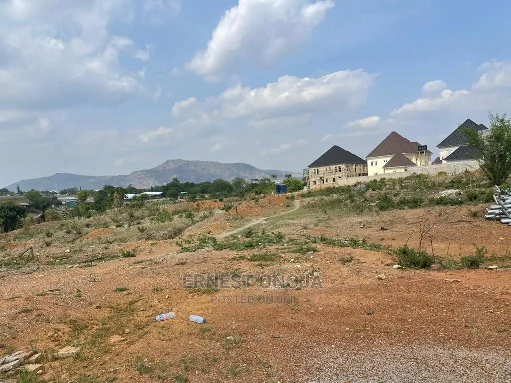 Flat Land in Efab Metropolis for Quick Sale