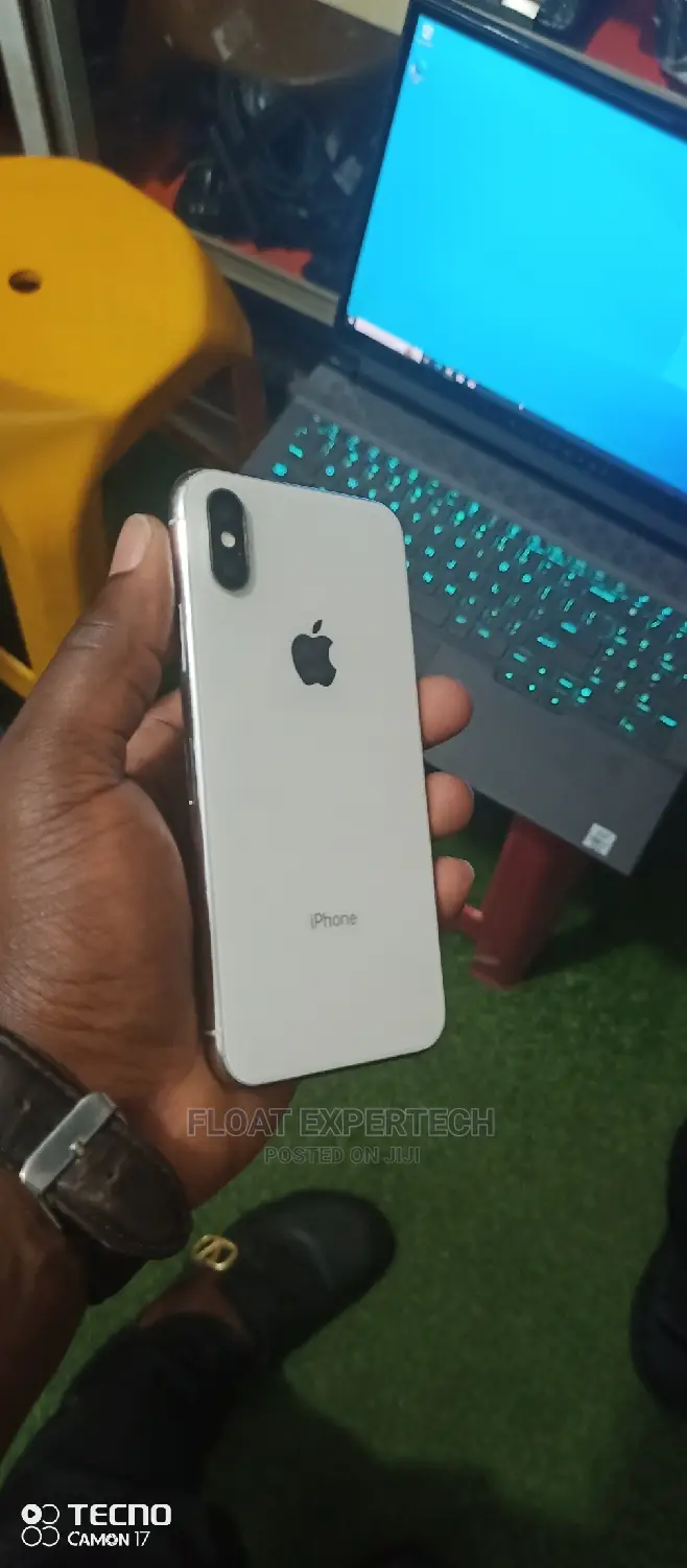 Apple iPhone XS Max 64 GB White