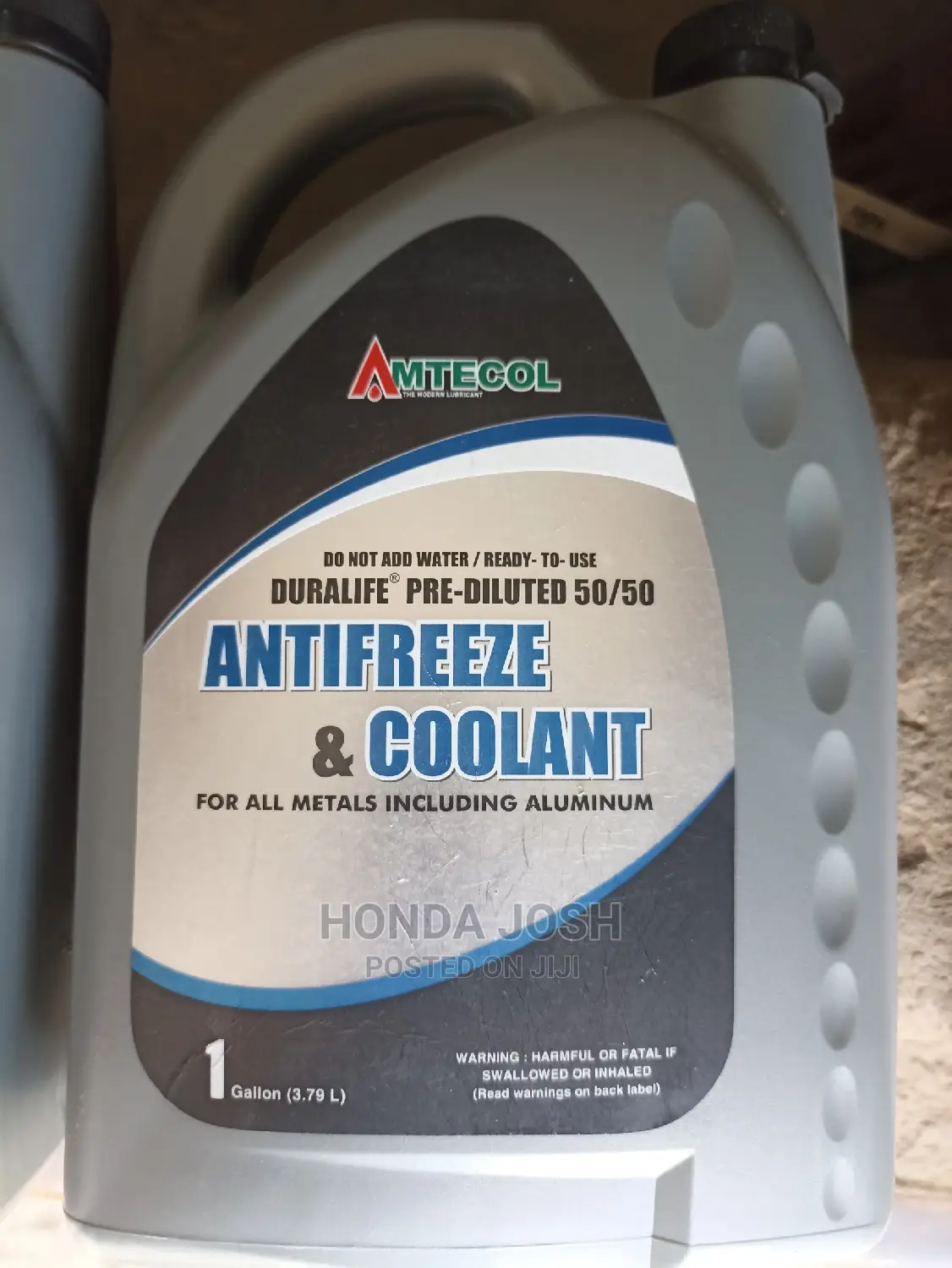 Radiator Coolant and Antifreeze Pre-Diluted 50/50