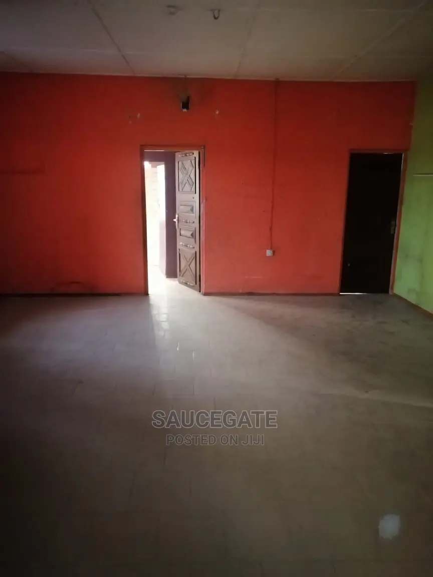 4bdrm Bungalow in Close 44 Satellite for sale