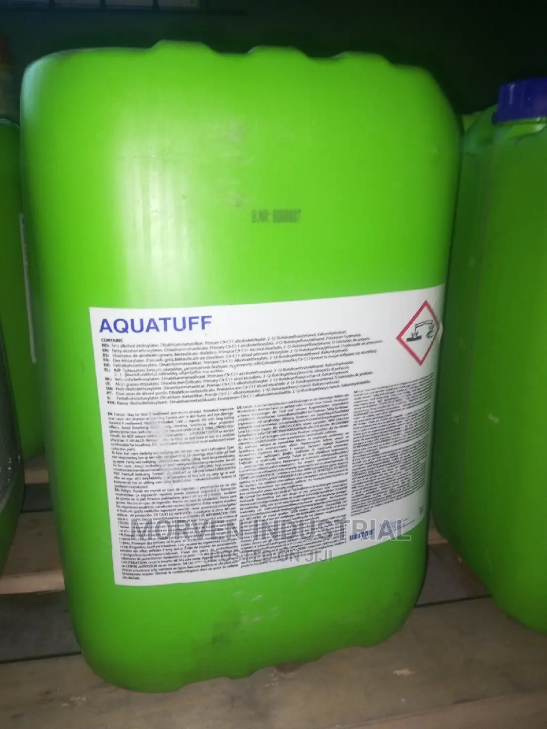 Aquatuff - Heavy Duty Degreaser for Industrial Cleaning