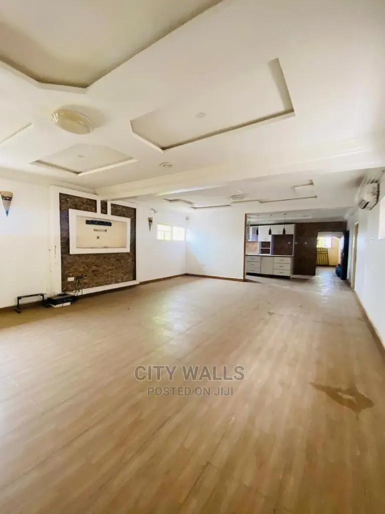 2bdrm Apartment in Bera, Chevron for rent