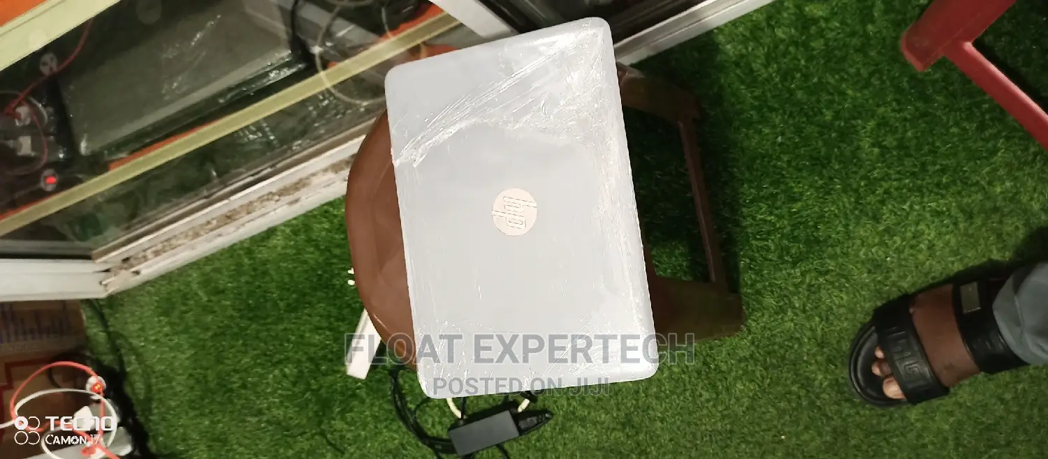 Laptop HP EliteBook 820 G3 8GB Intel Core I5 HDD+SSD 500GB