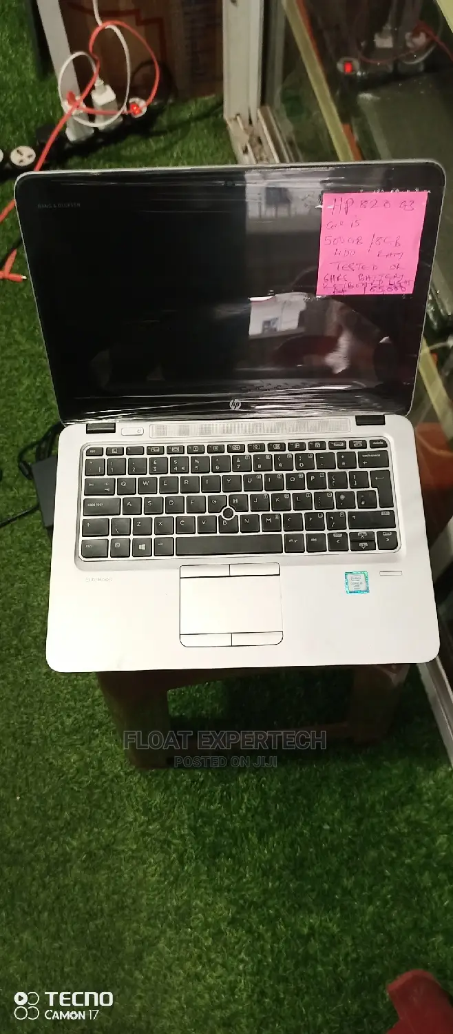 Laptop HP EliteBook 820 G3 8GB Intel Core I5 HDD+SSD 500GB