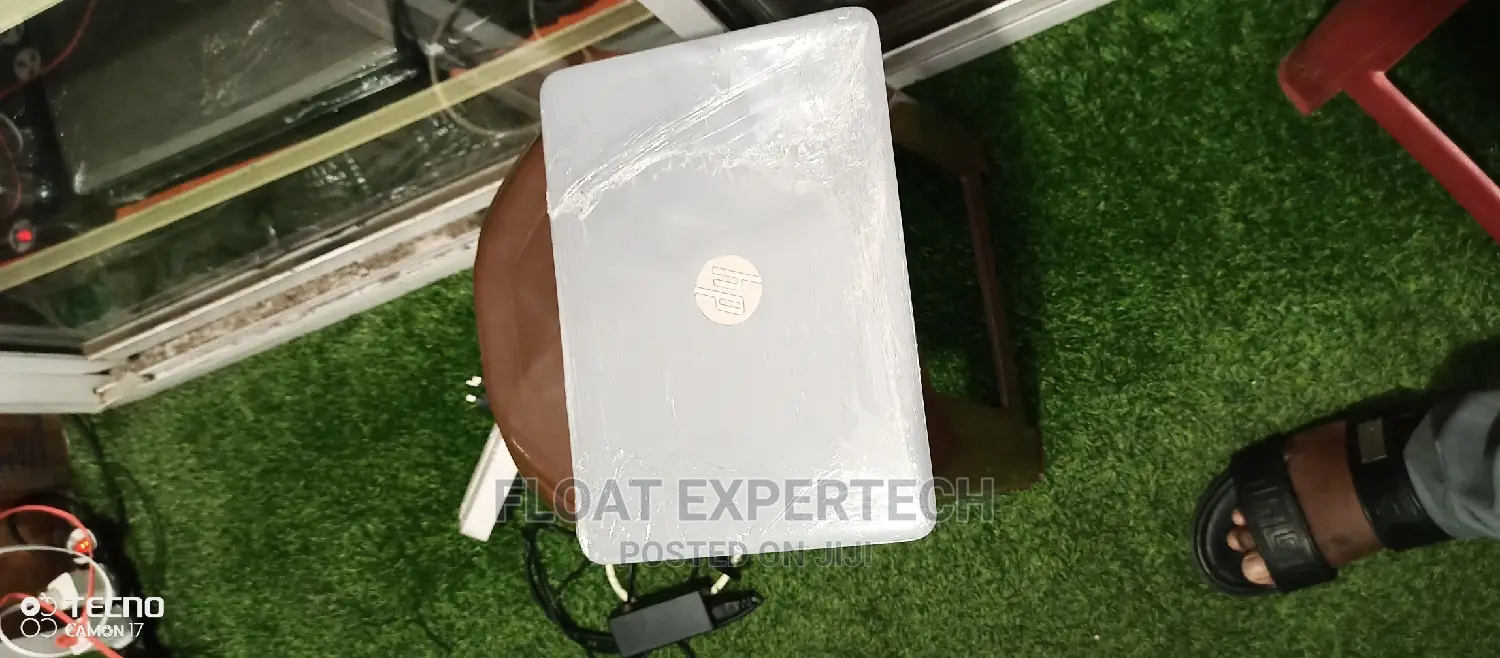 Laptop HP EliteBook 820 G3 8GB Intel Core I5 HDD+SSD 500GB