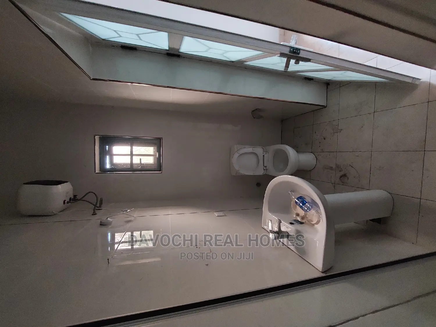 2bdrm Apartment in Chevron Estate, Lekki for rent
