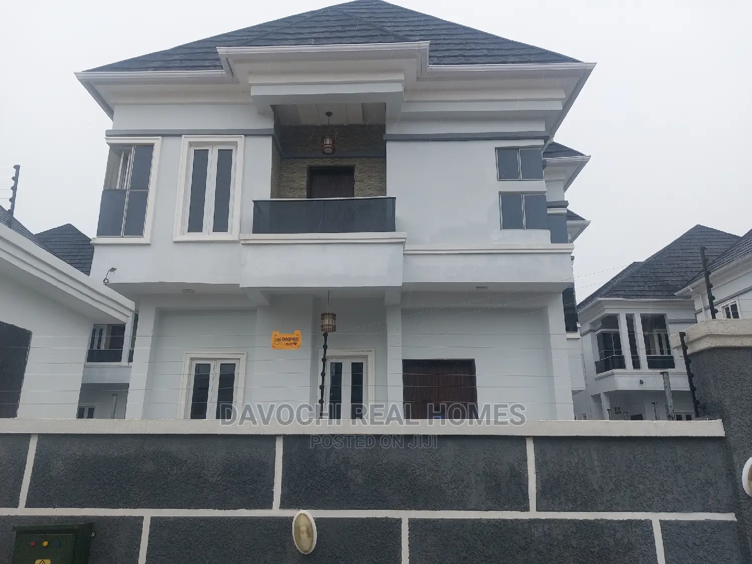 4bdrm Duplex in Immediately After, Lekki for rent