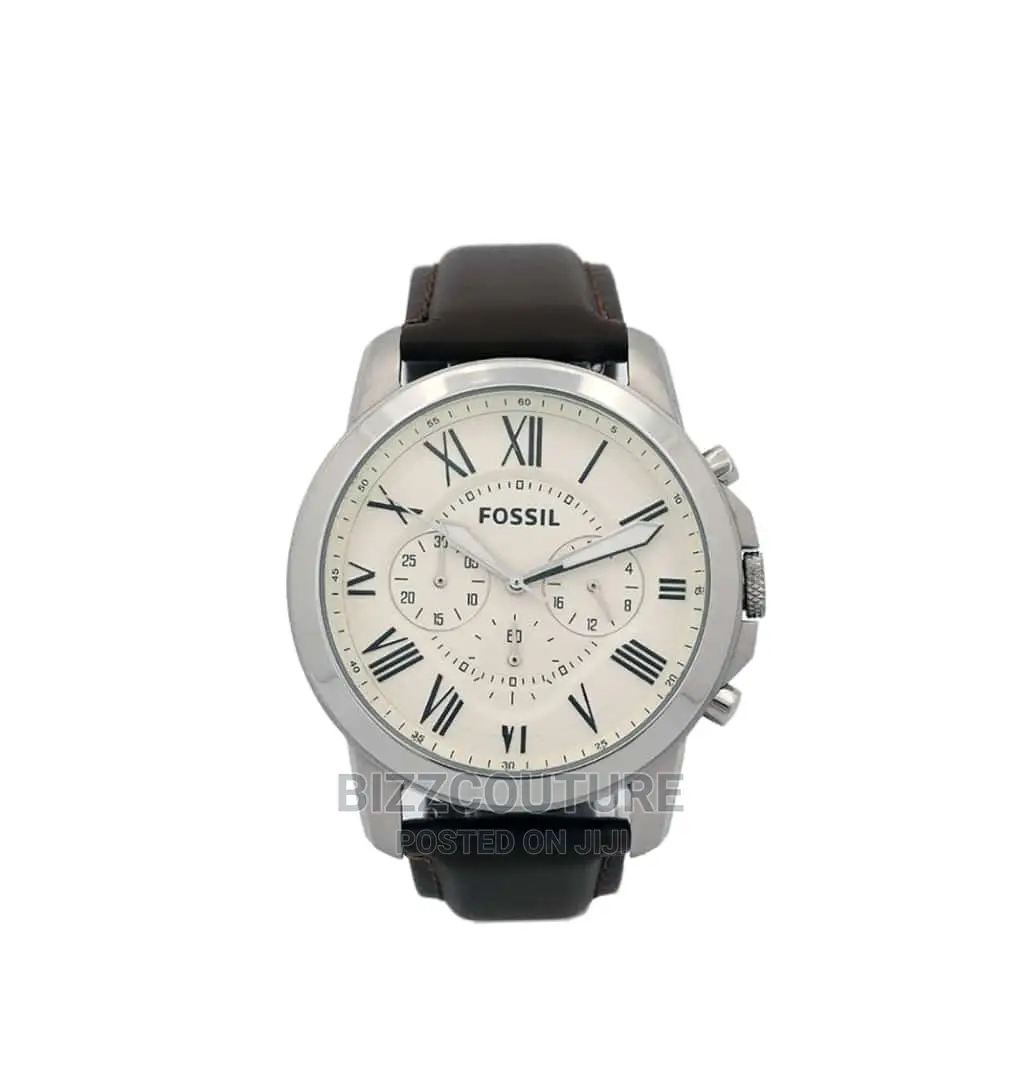 Original FOSSIL Leather Strap Watch Available in Store