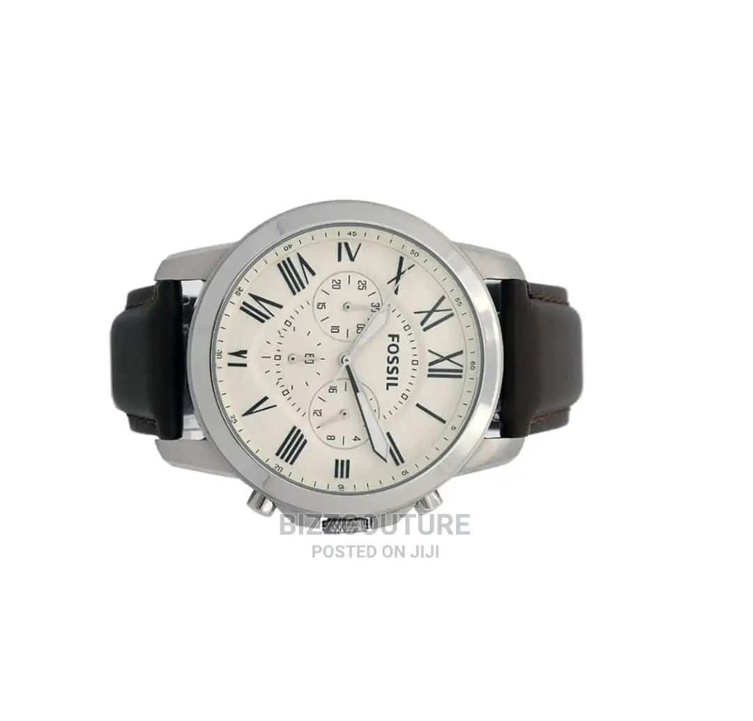 Original FOSSIL Leather Strap Watch Available in Store